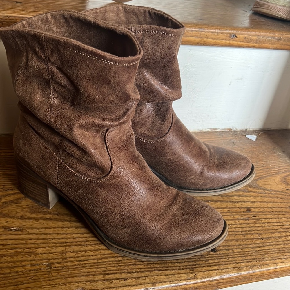 Bull boxer B 52 Suede ankle boots